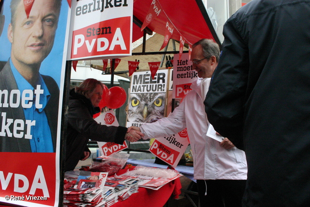 RenÃ© Vriezen 2011-02-26 #0005 PvdA Arnhem Land vd Markt campagne PV2011 zaterdag 26 februari 2011