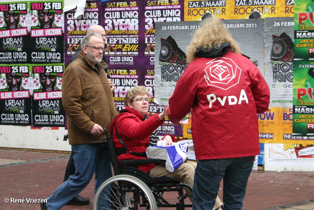 RenÃ© Vriezen 2011-02-26 #0021 PvdA Arnhem Land vd Markt campagne PV2011 zaterdag 26 februari 2011