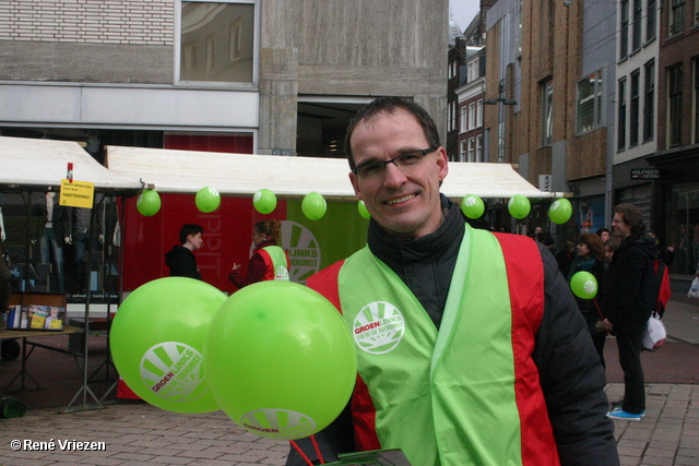 RenÃ© Vriezen 2011-02-26 #0083 PvdA Arnhem Land vd Markt campagne PV2011 zaterdag 26 februari 2011