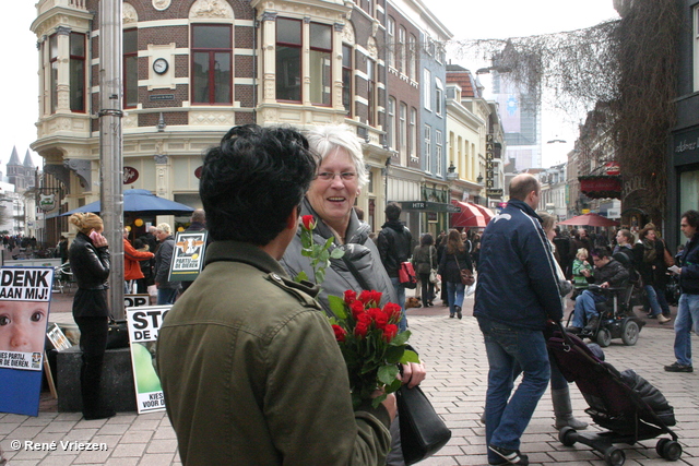 RenÃ© Vriezen 2011-02-26 #0101 PvdA Arnhem Land vd Markt campagne PV2011 zaterdag 26 februari 2011