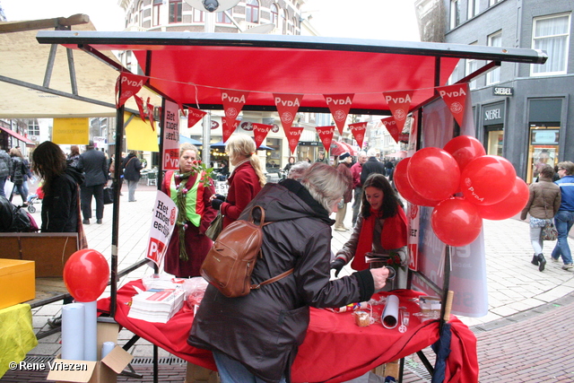 RenÃ© Vriezen 2011-02-26 #0139 PvdA Arnhem Land vd Markt campagne PV2011 zaterdag 26 februari 2011