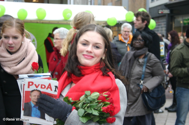 RenÃ© Vriezen 2011-02-26 #0147 PvdA Arnhem Land vd Markt campagne PV2011 zaterdag 26 februari 2011