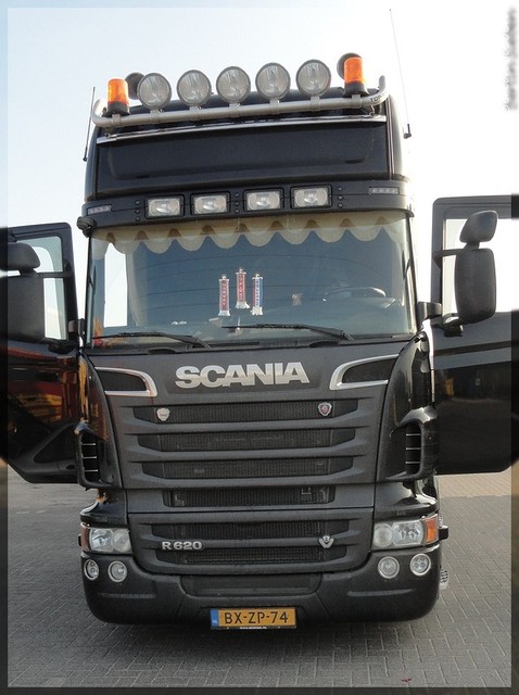 Spotten 02-03-2011 Hoogeveen en snelweg 011-Border trucks gespot in Hoogeveen