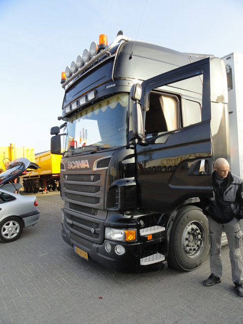 Spotten 02-03-2011 Hoogeveen en snelweg 012 trucks gespot in Hoogeveen