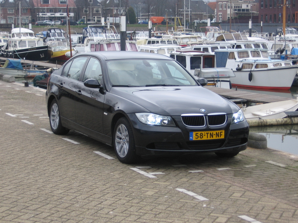 BMW 011 - 