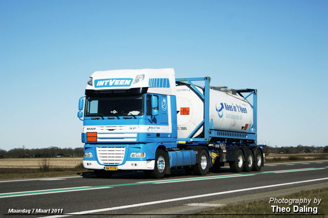 BR-TT-75  Veen, Kees in 't-border Daf 2011