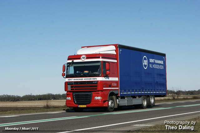 BX-VD-02  Sent Waninge - Hoogeveen-border Daf 2011