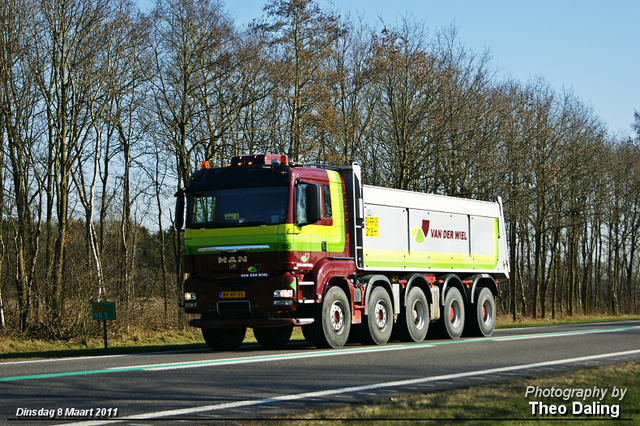 BX-HF-35  Wiel van de - Drachten-border MAN 2011