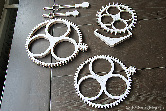 20 Simplicity clock