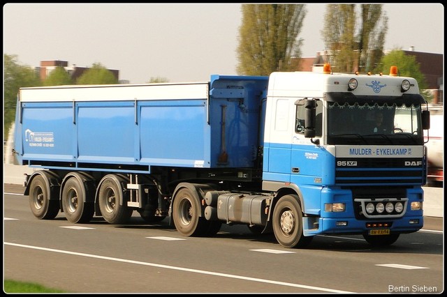 Spotten 16 & 18-04-2011 018-BorderMaker trucks gespot in Hoogeveen