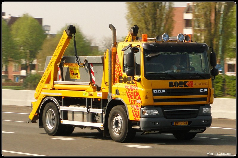 Spotten 16 & 18-04-2011 030-BorderMaker - trucks gespot in Hoogeveen