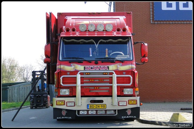 Spotten 16 & 18-04-2011 041-BorderMaker trucks gespot in Hoogeveen