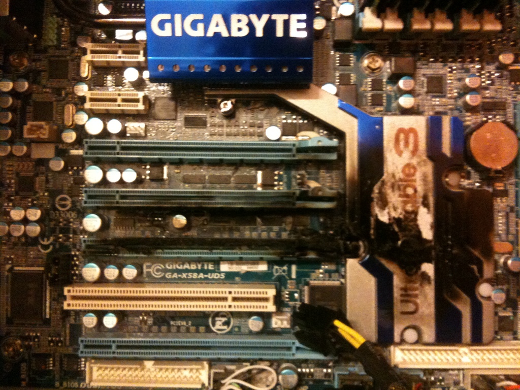 Motherboard1 - 
