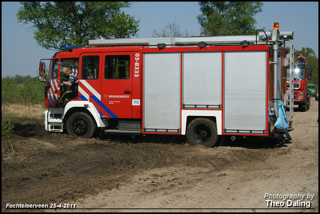 25-4-11 079-border Brand Fochteloerveen