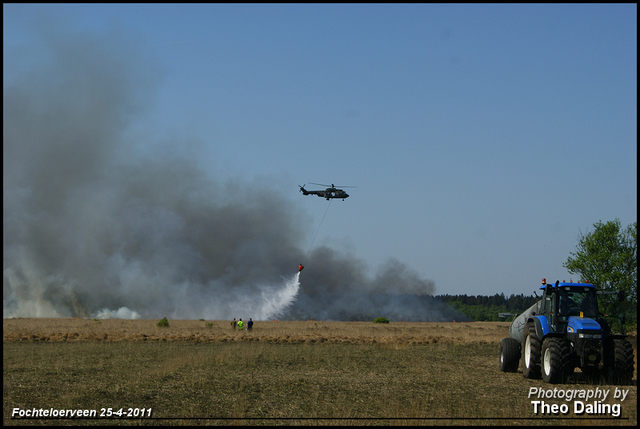 25-4-11 251-border Brand Fochteloerveen