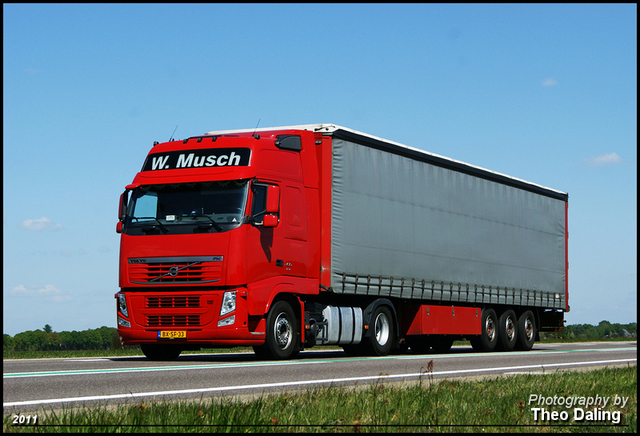 Musch, W - Scheemda  BX-SF-33 Volvo 2011