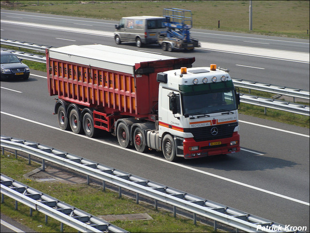 Steenkorrel Truckfoto's