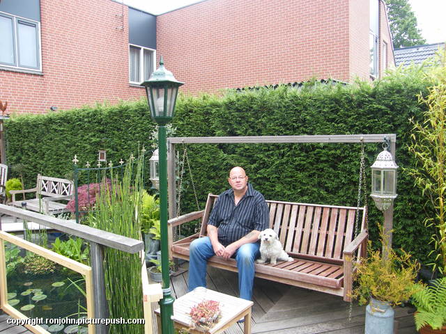 Huurder aan het woord - Ron de Goederen 18-05-11 2 In de tuin 2011