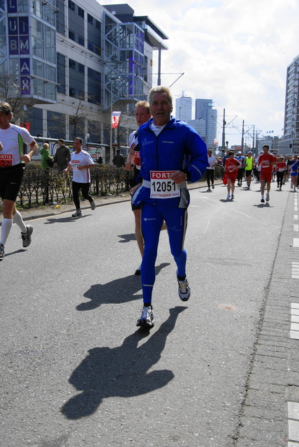 DSC03221 Marathon Rotterdam 13 apr 08