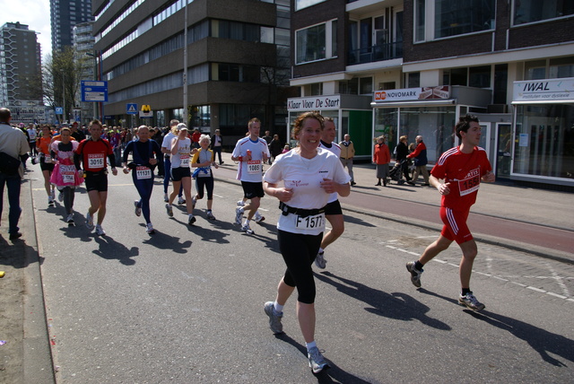 DSC03217 Marathon Rotterdam 13 apr 08