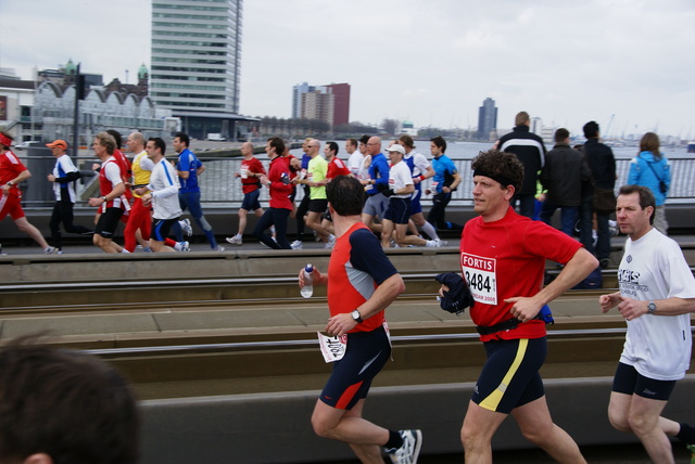 DSC03155 Marathon Rotterdam 13 apr 08