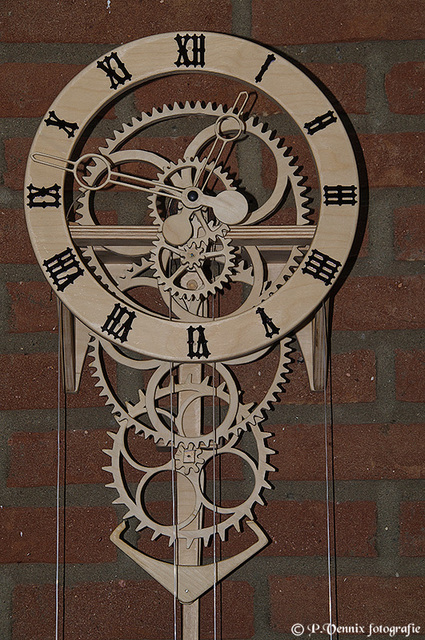 klok-lopend-2 Simplicity clock