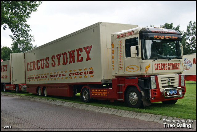 Circus Sydney  Renault Buitenlandse Vrachtwagens   2011