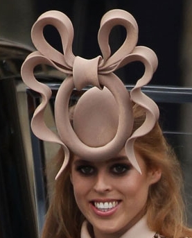 princess-beatrice-hat - 