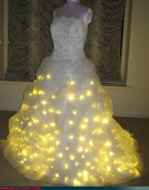odd wedding dress05-p - 