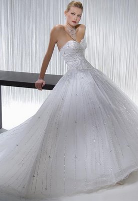 Ball-Gown-Wedding-Dress - 