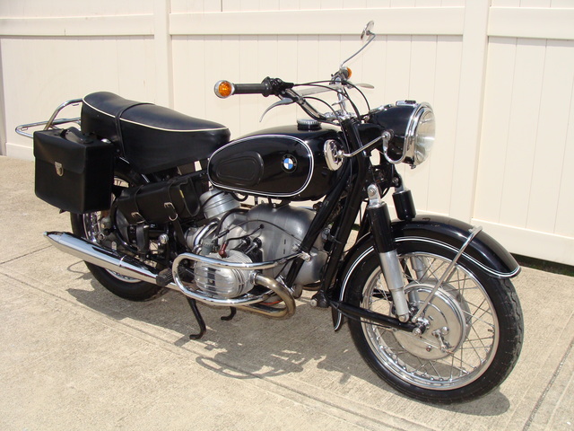 644397 '69 R50-2 Black. Denfield, Fehling 019 SOLD.....1969 BMW R50/2 Black, #644397. Has 32,754 Mi. 10K Service. Earls fork, Albert headlight mirrors, Headlight guard, Fahling engine guards, Denfeld leather saddlebags.