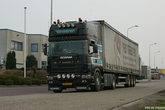 110408 005-border truck pics
