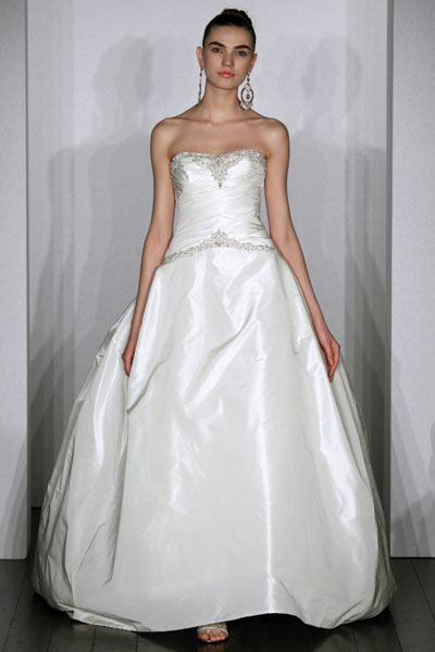 Hot-Sale-Wedding-Dress-Gown-Kenneth-Pool023 - 