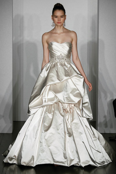 Hot-Sale-Wedding-Dress-Gown-Kenneth-Pool024 - 