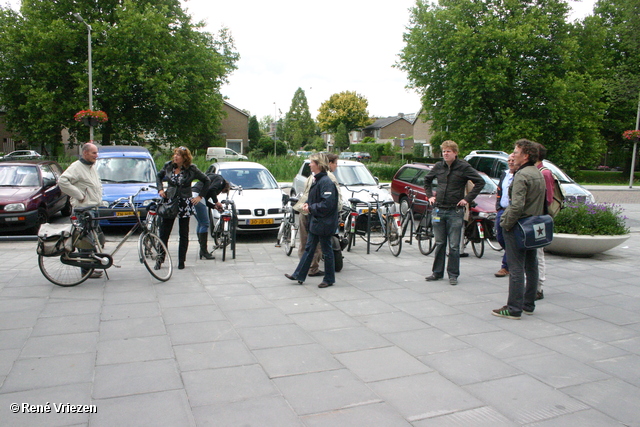 René Vriezen 2011-06-24 #0001 Gemeente RaadsLeden bezoeken Presikhaaf op de fiets vrijdag 24 juni 2011