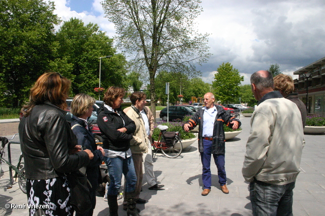 RenÃ© Vriezen 2011-06-24 #0012 Gemeente RaadsLeden bezoeken Presikhaaf op de fiets vrijdag 24 juni 2011