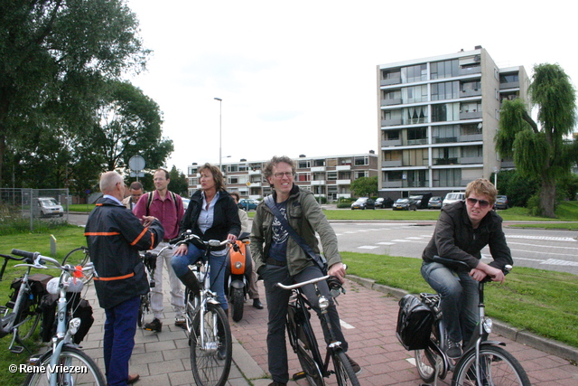 RenÃ© Vriezen 2011-06-24 #0033 Gemeente RaadsLeden bezoeken Presikhaaf op de fiets vrijdag 24 juni 2011