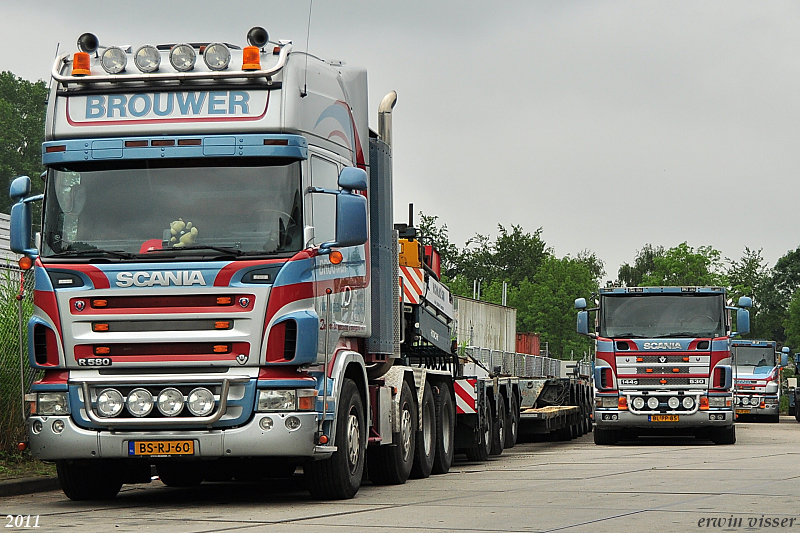26-06-11 059-border mid 2011