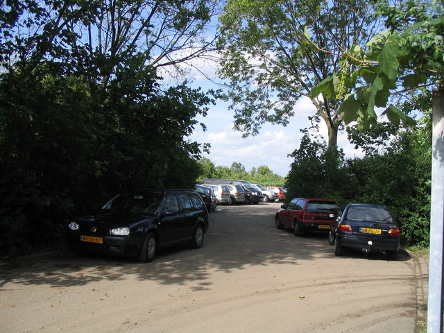 IMG 4581 parkeren sportvelden Linschoten op zaterdag 12 mei