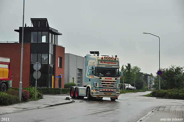 P.J. V8 006-border pj hoogendoorn 2