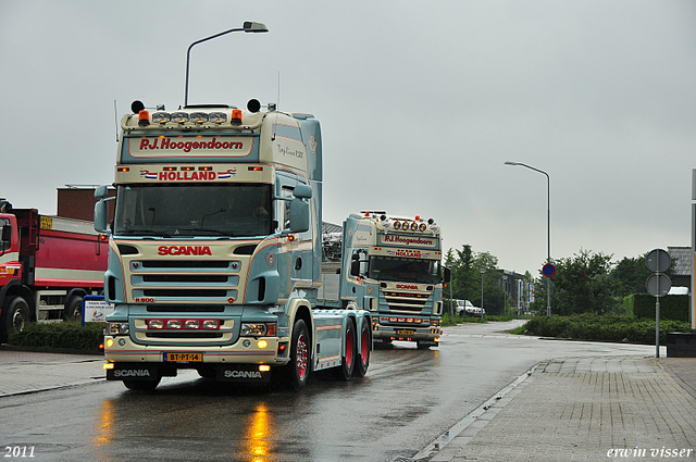 P.J. V8 014-border pj hoogendoorn 2