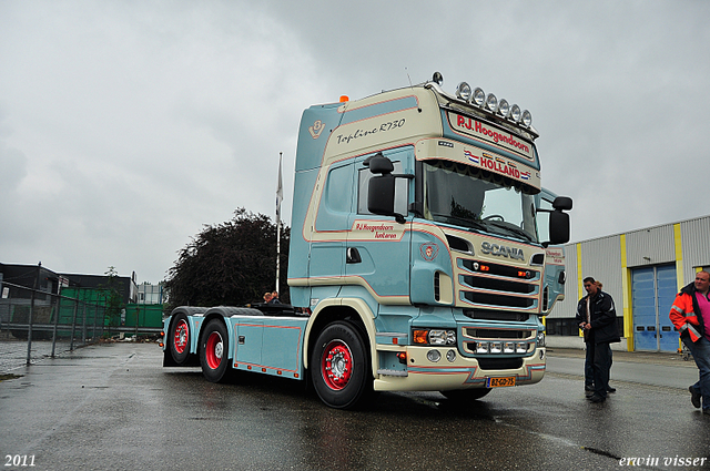 P.J. V8 035-border pj hoogendoorn 2