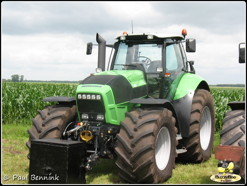 Deutz Fahr Agrotron X710-BorderMaker.jpg Picture