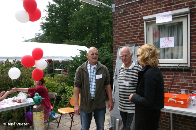 RenÃ© Vriezen 2011-07-07 #0030 BuurtFeest Presikhaaf-oost Buurtcentrum De Oosthof zondag 3 juli 2011