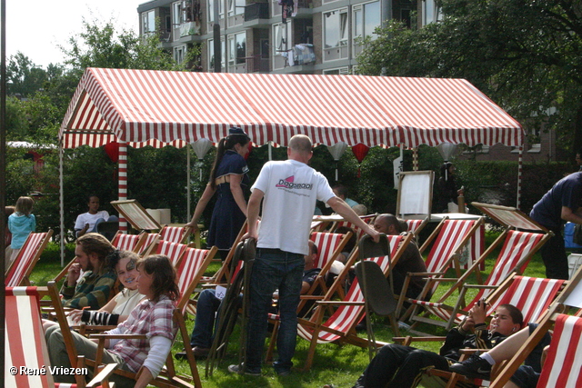 RenÃ© Vriezen 2011-07-07 #0067 BuurtFeest Presikhaaf-oost Buurtcentrum De Oosthof zondag 3 juli 2011