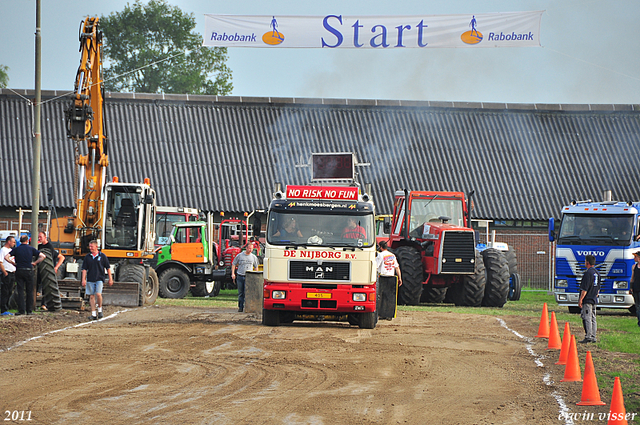 truckpull demo lunteren 149-border truckpull demo lunteren