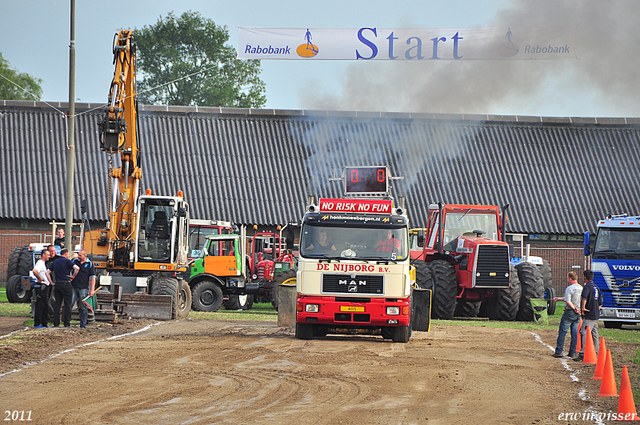 truckpull demo lunteren 155-border truckpull demo lunteren