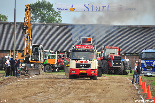 truckpull demo lunteren 156-border truckpull demo lunteren