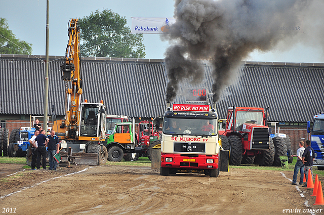 truckpull demo lunteren 159-border truckpull demo lunteren