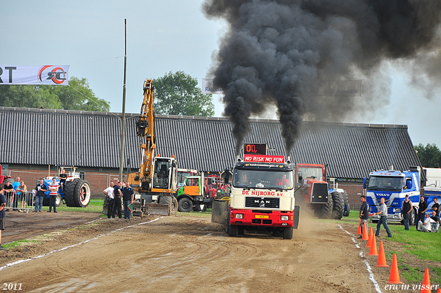 truckpull demo lunteren 175-border truckpull demo lunteren